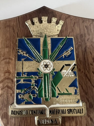 🔴 Militärwappen ZENTRALES LAGER FÜR SPEZIALMATERIALIEN VERONA Holz Metall 
