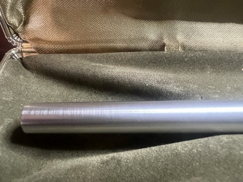 🔴 PENTEL Excalibur Chrom-Rollerball-Stift mit Federmäppchen 