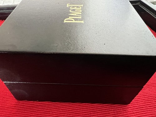 🔴 PIAGET Schmuckkästchen für Anhänger und Ringe, 9 x 9 cm, Höhe 5 cm 