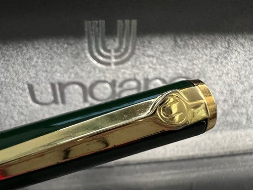 Ungaro Stylo-Plume Stylo à Plume Laque Vert Anglais A Cartouche Écrit Avec Box