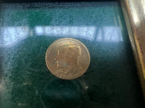 Monnaies Kennedy et Autres les Plus Petites Del Monde Carreaux Lot