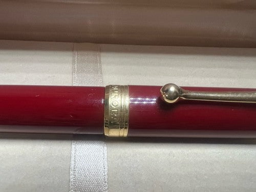 Aurora Stylo-Plume Sphère D72 Résine Rouge Profils Or Recharge Roller Avec Cas