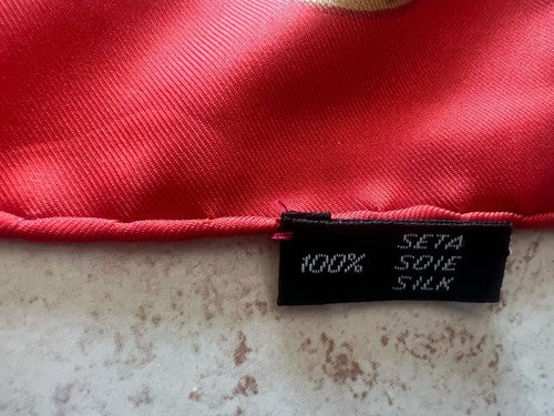 🔴 GIANFRANCO FERRE' foulard donna seta pura rosso con quadro frutta elegante