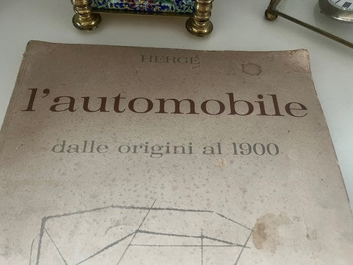🔴 Vollständiges illustriertes Buch „L'AUTOMOBILE HERGE'“ aus dem Jahr 1963 in italienischer Sprache. 