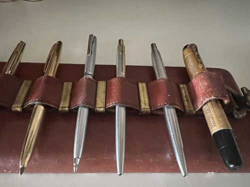 🔴 ETIENNE AIGNER porta penne da scrivania parete pelle ferro cavallo vintage