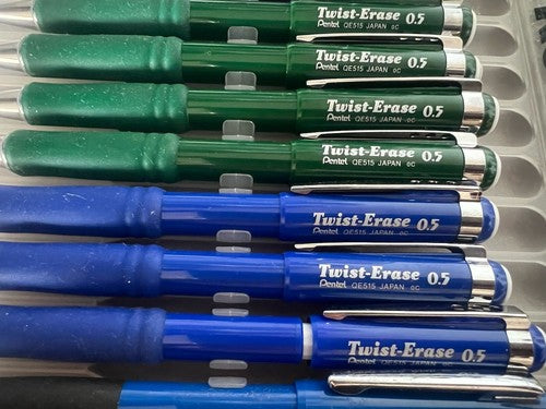 🔴 PENTEL Druckbleistifte mit Drehmechanismus, Minen 0,5 mm, grün-lila-blau, Set 