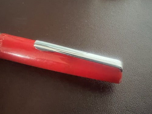 Auretta Stylo-Plume Stylo à Plume von Aurora Rouge und Cartouches Vintage 1970 