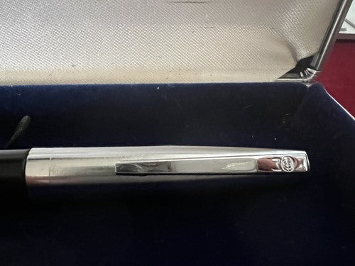 🔴 UNIVERSAL penna stilografica pennino ORO a PISTONE SCRIVE vintage anni 50