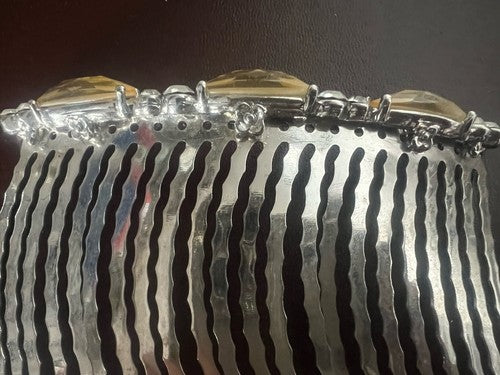 Verschluss Petitnessa aus Metall, silberfarbene Verzierungen, Steine, Originalkunst. Art Deco ' 