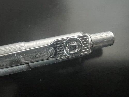 Ballograf Stylo-Plume Sphère Bouton Automatique Signum Chrome Satin 2