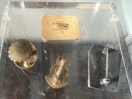 🔴 Pins distintivi SPILLE DI METALLO E SMALTI lotto 4 pezzi originali vintage