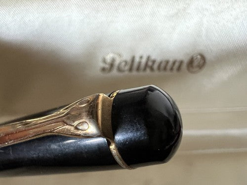 Pelikan M250 Stylo-Plume Stylo à Plume Noire Piston Encre Écrit Antique Boîte