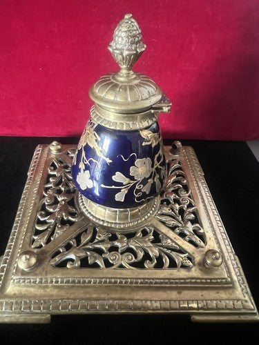 🔴 Blaues Tintenfass aus Keramik und perforiertem Messing, bemalt mit reinem Gold