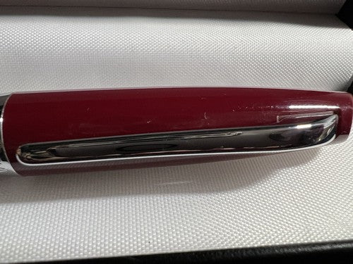 Aurora Stylo-Plume Sphère Bordeaux Style Avec Chrome Écrit Parfaitement 
