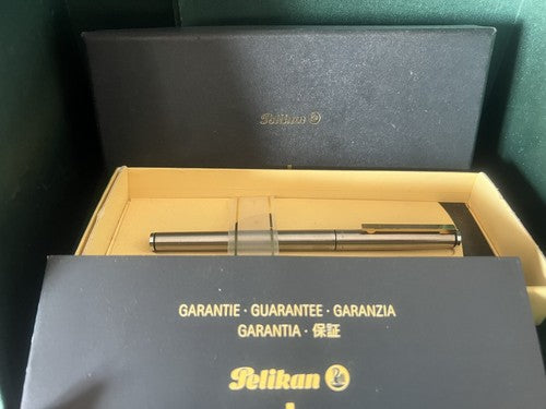Pelikan P380 Stylo-Plume Stylo à Plume Chrome Or 14 KT Garantie Vintage 90
