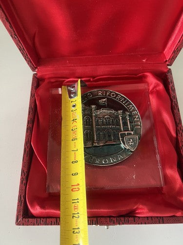 🔴 Militärmedaille des 4. Verona Supplys Department, Plexiglasrelief und Schachtel, Vintage 