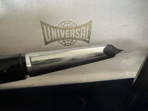 🔴 UNIVERSAL penna stilografica pennino ORO a PISTONE SCRIVE vintage anni 50