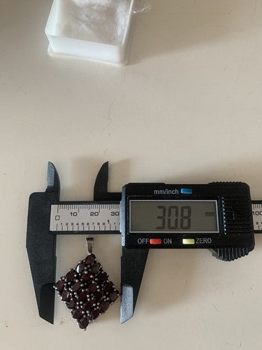 🔴 Fiore a rombo con GRANATI rossi a piramide posti a rilievo ARGENTO vintage