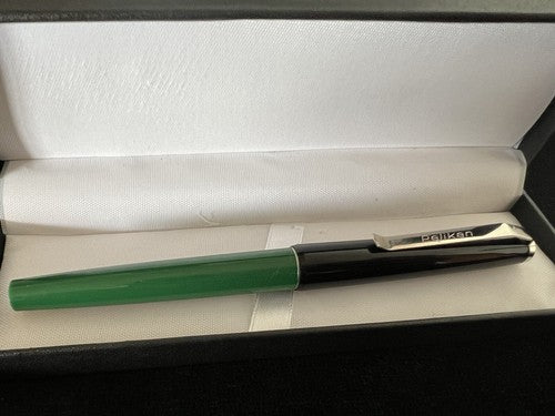 🔴 PELIKAN grün-schwarzer zweifarbiger Patronenfüller SCHREIBT Vintage 