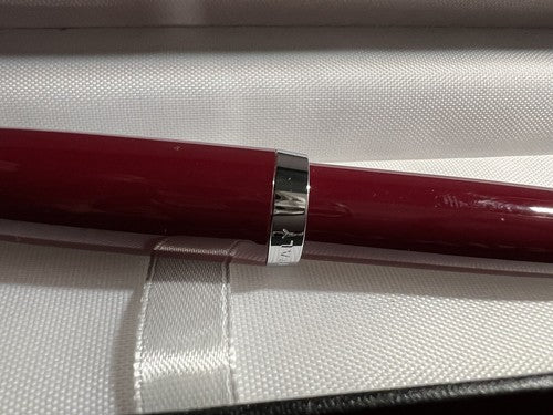 Aurora Stylo-Plume Sphère Bordeaux Style Avec Chrome Écrit Parfaitement 