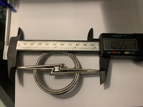 Opel Manta Armes Voiture Old Model Emblème Orrnement Logo Badge Métal 2941532