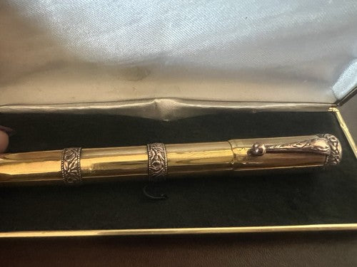🔴 AMERIKA penna stilografica retrattile con bassorilievi pen ORO scrive vintage