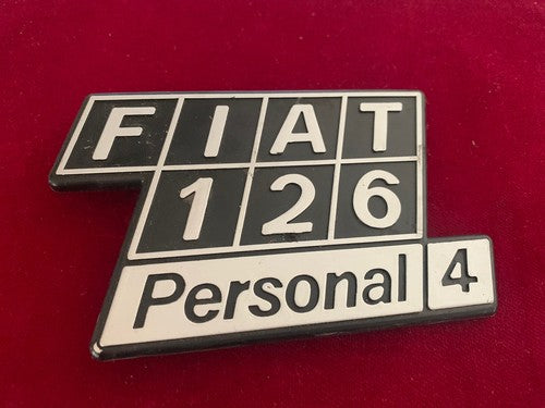 Fiat 126 Personnel 4 Armes Voiture Emblème Orrnement Logo Avec Goupilles Rétro