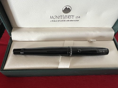 🔴 MONTEVERDE penna stilografica lacca nera Invincia pennino M scrive come nuova