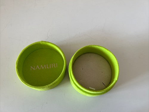 🔴 NAMURI scatola gioiello orecchini, anello floccato verde logo interno-esterno