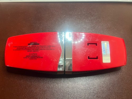 Ferrari Stylo-Plume Sphère Rouge avec Logo Cheval Cabré Écrit Avec Trousse
