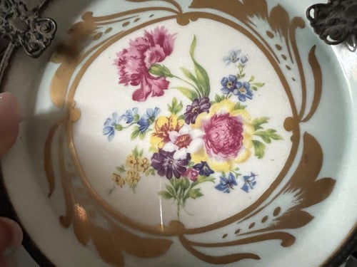 Limoges Cendrier Porcelaine Fleurs Peinte à la Main Profils Bronze Vintage 
