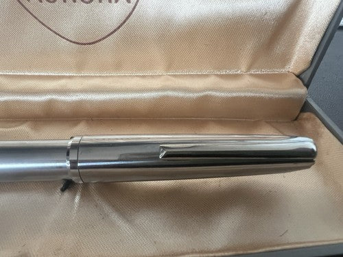Auretta Pen Fountain Pen By Aurora Chrome Italian Cartridges Vintage 1970 D