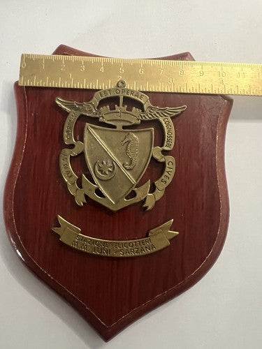 Crest Station Hélicoptères Sarzana Bouclier Bois Poli Et Métal Relief H 15