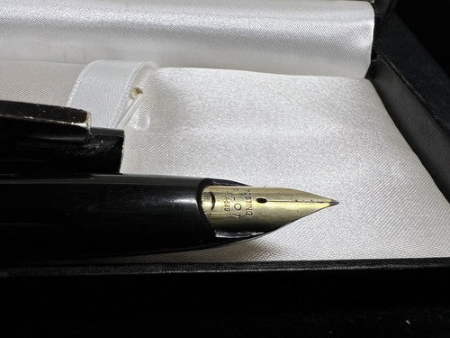Pilot Et Stylo-Plume Stylo à Plume Noire Or 14 KT A Cartouche Vintage 1970