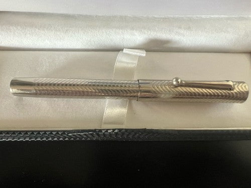 Étrangères Stylo-Plume Stylo à Plume Chrome Ciselé à Levier Vintage Du 1930