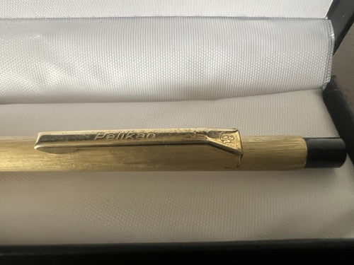 🔴 PELIKAN penna sfera corpo e pulsante a scatto metallo dorato scrive vintage