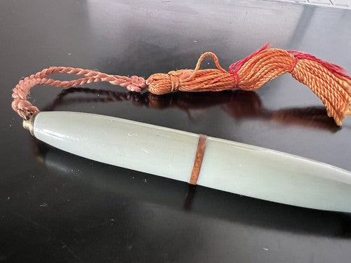 🔴 Green mechanical pencil with curved leads, writes like a bow, vintage 1970s 