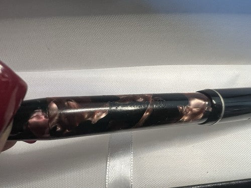 🔴 MENTMORE DIPLOMA celluloid fountain pen with push button writes vintage 