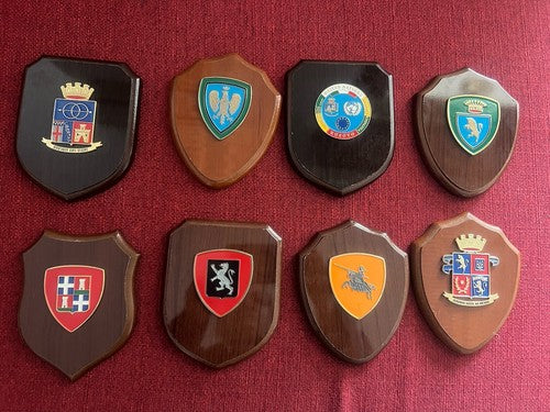 Crest Cheminots Brigade Alpina Sassari Mécanisé Régiment Lot 8 Pièces