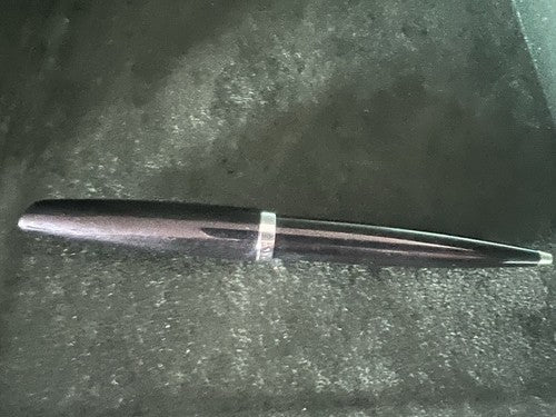 Aurora Stylo-Plume Sphère Style Noire Avec Profils Chrome Écrit 