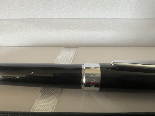 🔴 HUGO BOSS penna stilografica lacca nera a cartuccia profili cromati mai usata