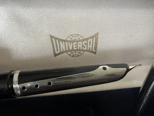 🔴 UNIVERSAL penna stilografica pennino ORO a PISTONE SCRIVE vintage anni 50