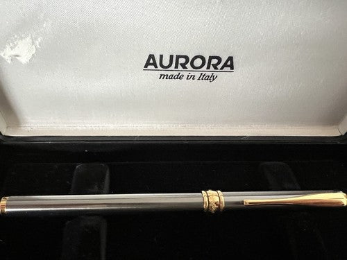 🔴 AURORA Magellan Füllfederhalter, Gunmetal-Lackierung, Goldverzierungen L 