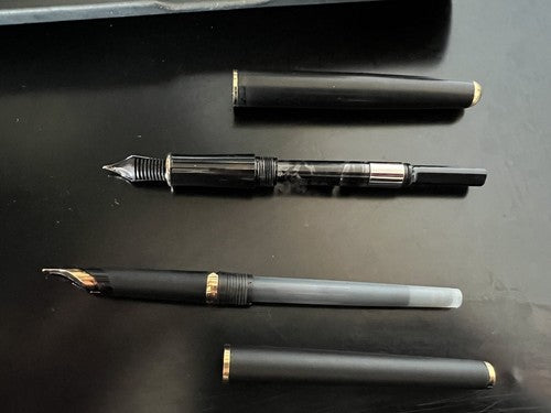 🔴 PARKER Frontier Füllfederhalter, schwarz, HERO 5020 Kolbenpatrone 