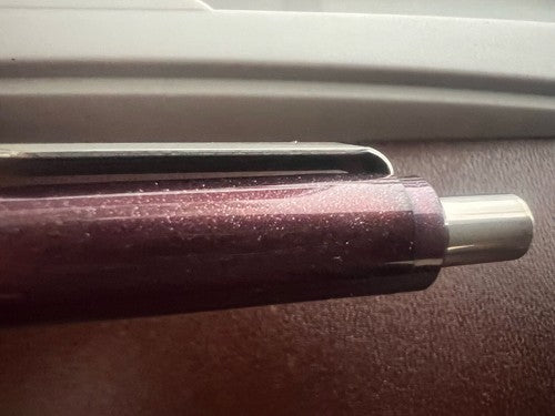 🔴 PARKER Vector Kugelschreiber, rot, mit einziehbarer Schreibspitze und Federmäppchen 