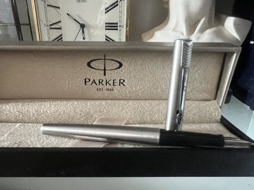 🔴 PARKER penna stilografica cromata a cartuccia, scrive con scatola vintage