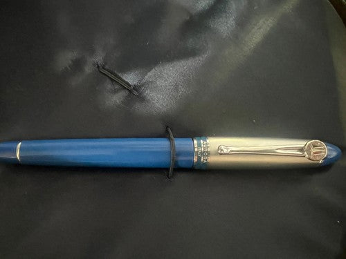 Aurora Pen Fountain Pen Ipsilon Arrows Tricolori Brooch Cartridges Box 