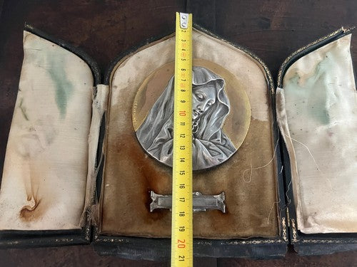 🔴 DESVERGNES Madonna medaglione metallo cesellato RILIEVO base di pelle vintage