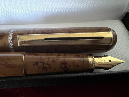 Marksman Stylo-Plume Stylo à Plume Effet Bois A Cartouche Écrit Parfaitement