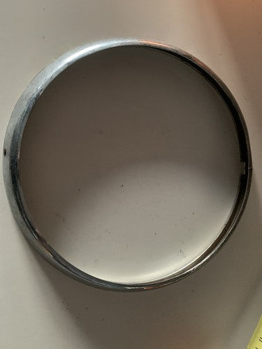 Rote Scheinwerferrahmen aus Metall für Fiat 500 DFL, 600, 1100, Alfa.... 8 Stück 